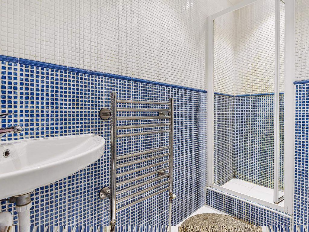 Spacious 3-Bed, 3-Bath Flat with Concierge | 5 Mins to Hyde Park! — photo 12