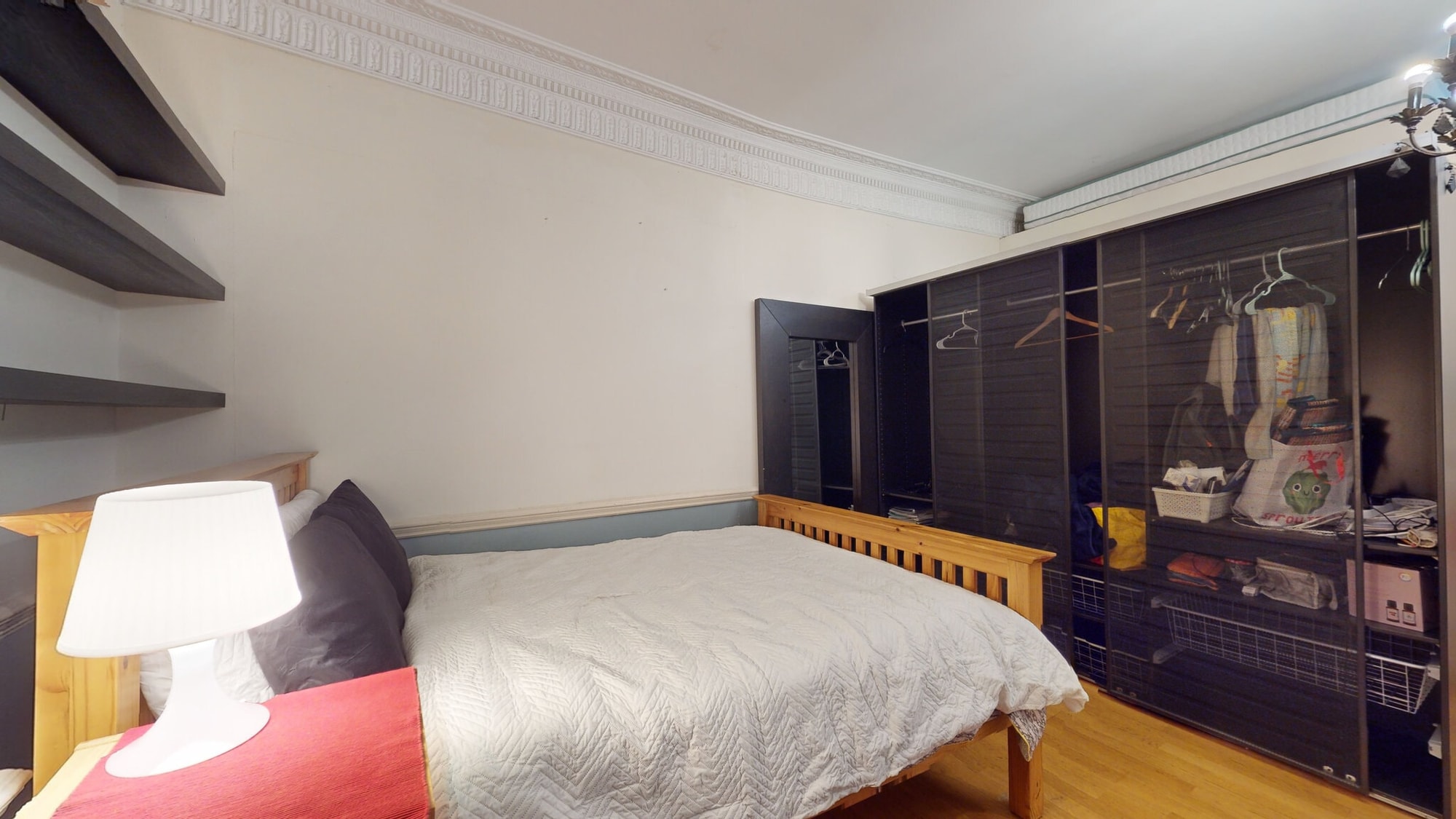 Stunning spacious Studio Flat, WC2N — photo 9
