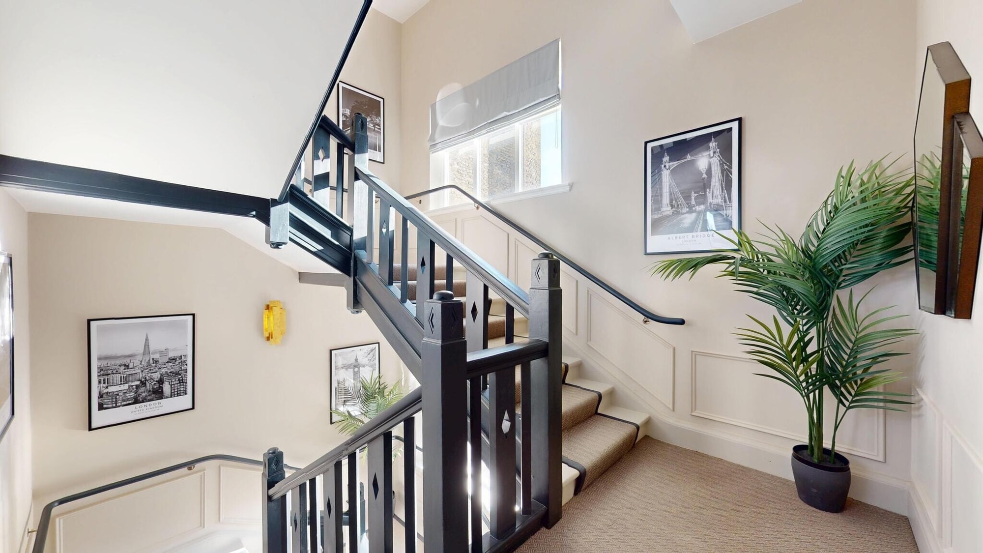 Cosy studio flat on Draycott Avenue — photo 11