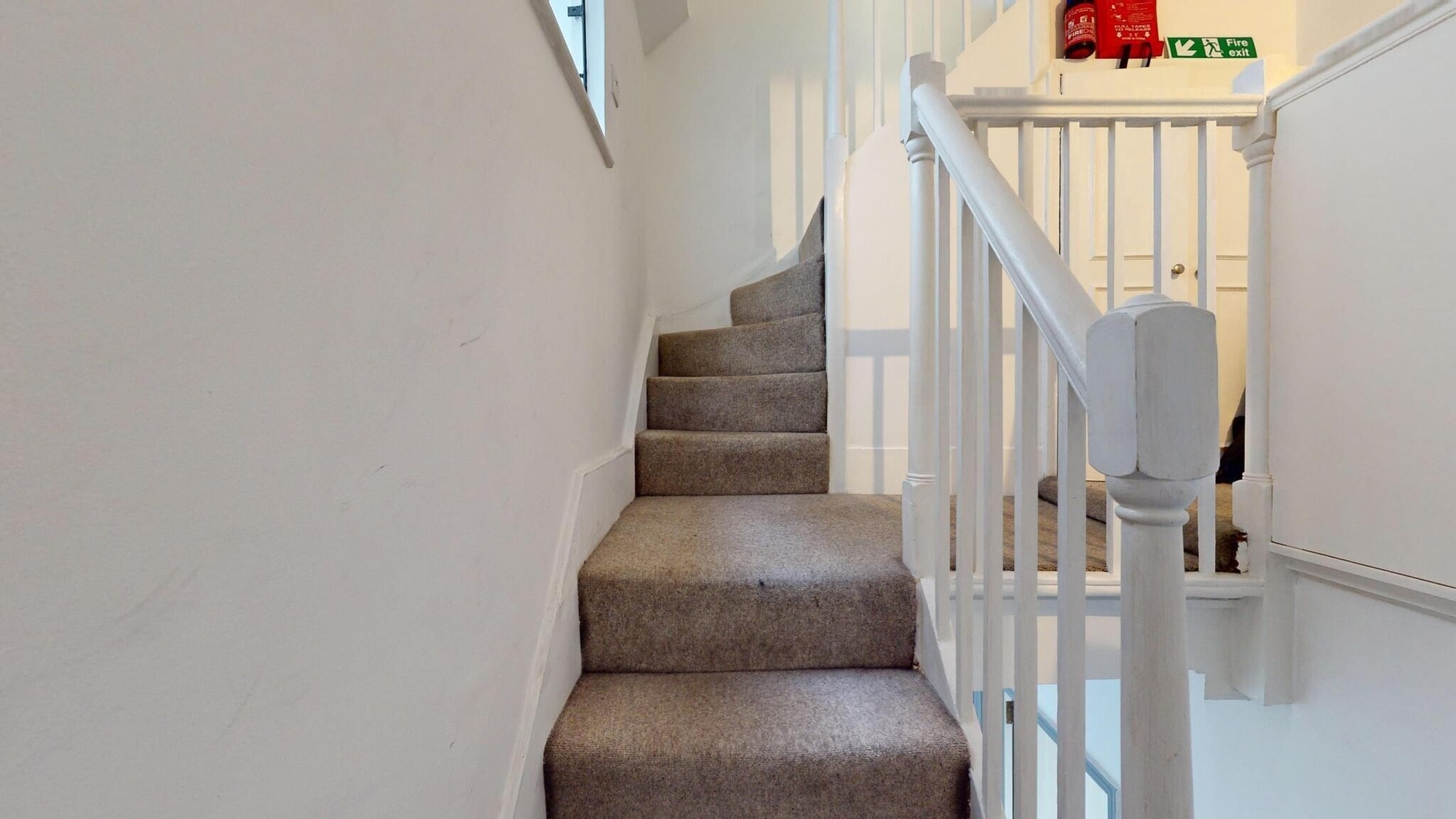 3 - Bed Flat, Charing Cross, WC2N, Prime Location — photo 7