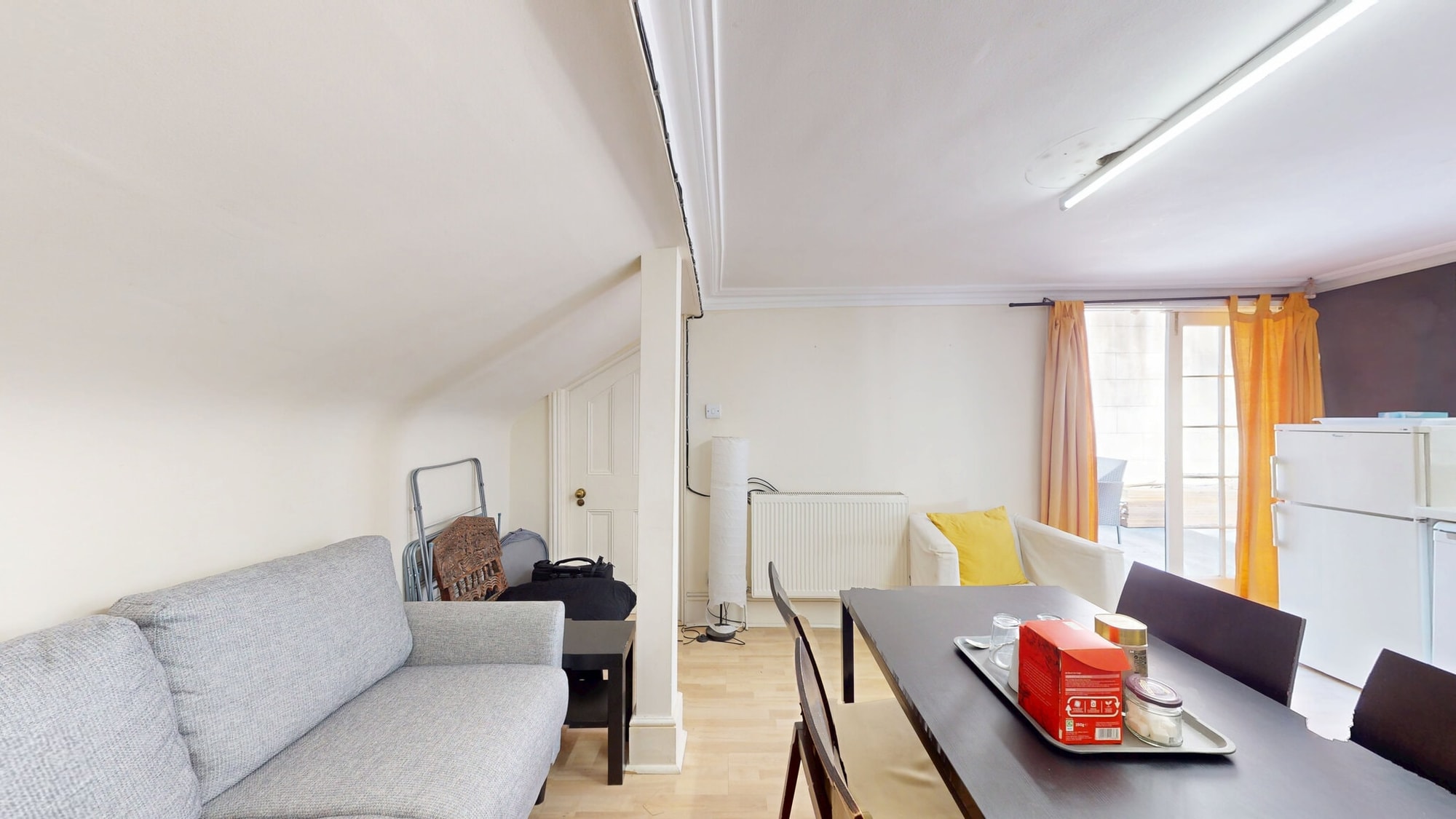 3 - Bed Flat, Charing Cross, WC2N, Prime Location — photo 2