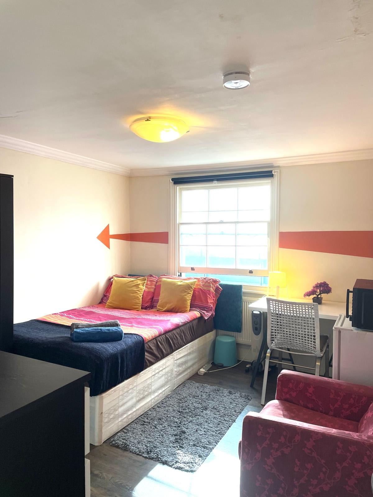 3 - Bed Flat, Charing Cross, WC2N, Prime Location — photo 15
