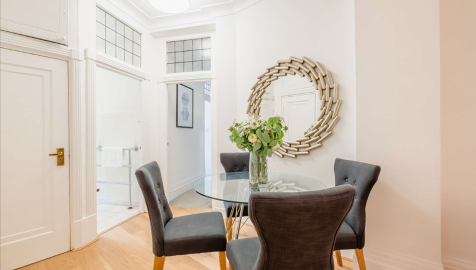 2 - bed flat, St John's Wood, NW8 — photo 6
