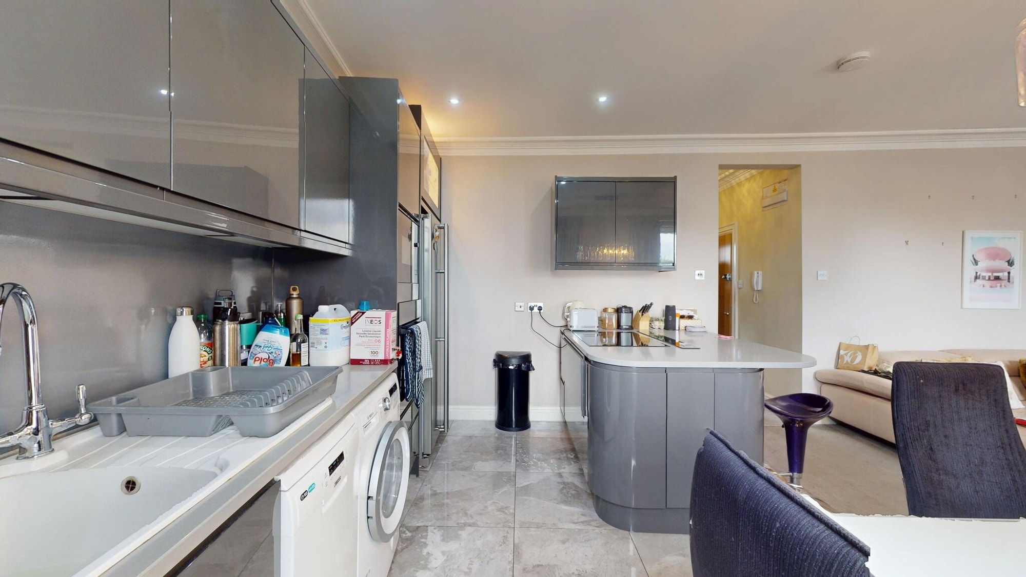 2 - Bed Flat, Lordship Road, N16, London — photo 3