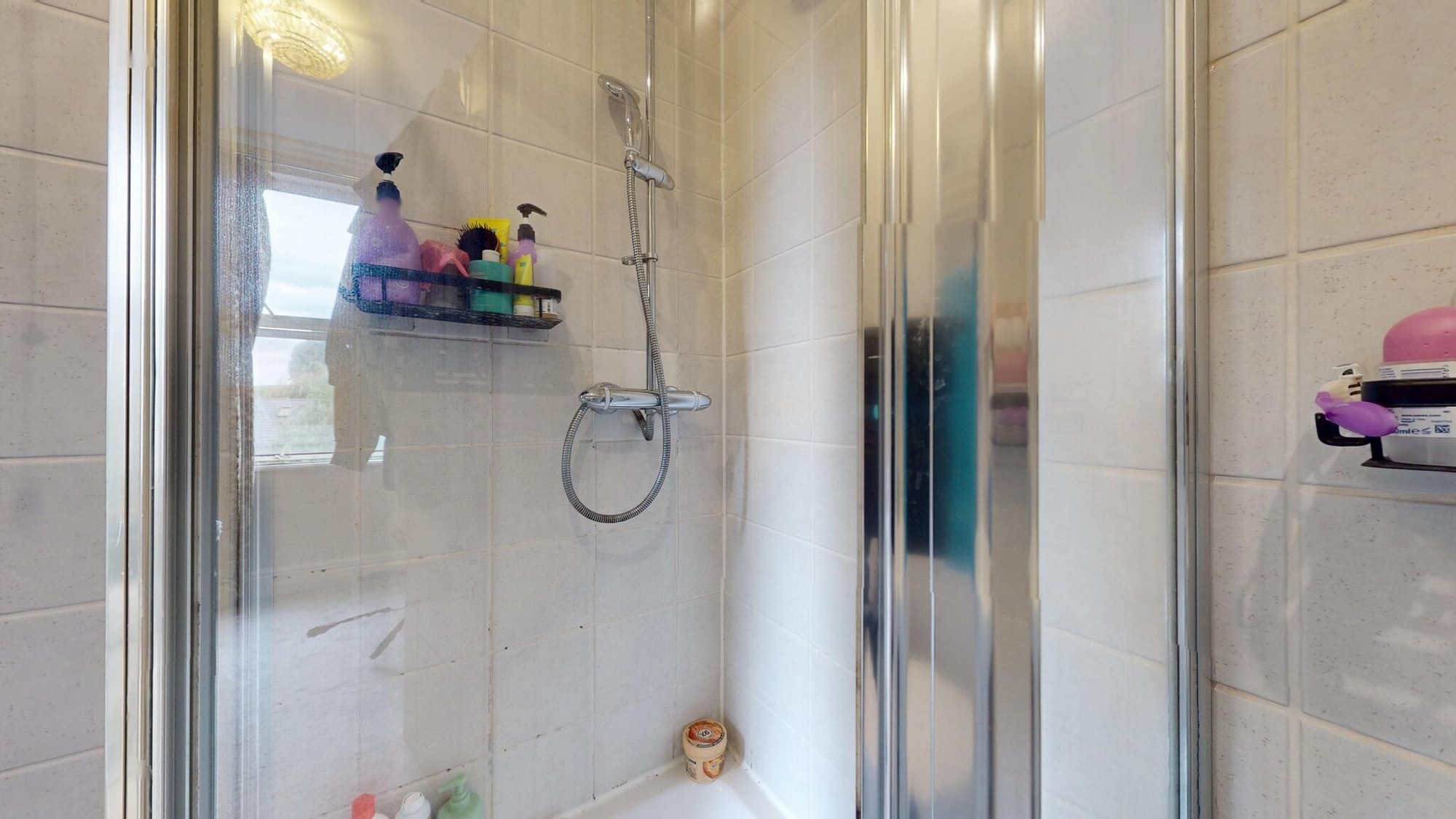 2 - Bed Flat, Lordship Road, N16, London — photo 15
