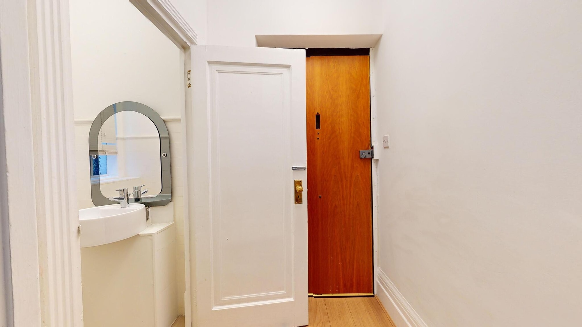 Spacious 2-Bedroom Apartment with Private Garden – Opposite Regent’s Park — photo 13