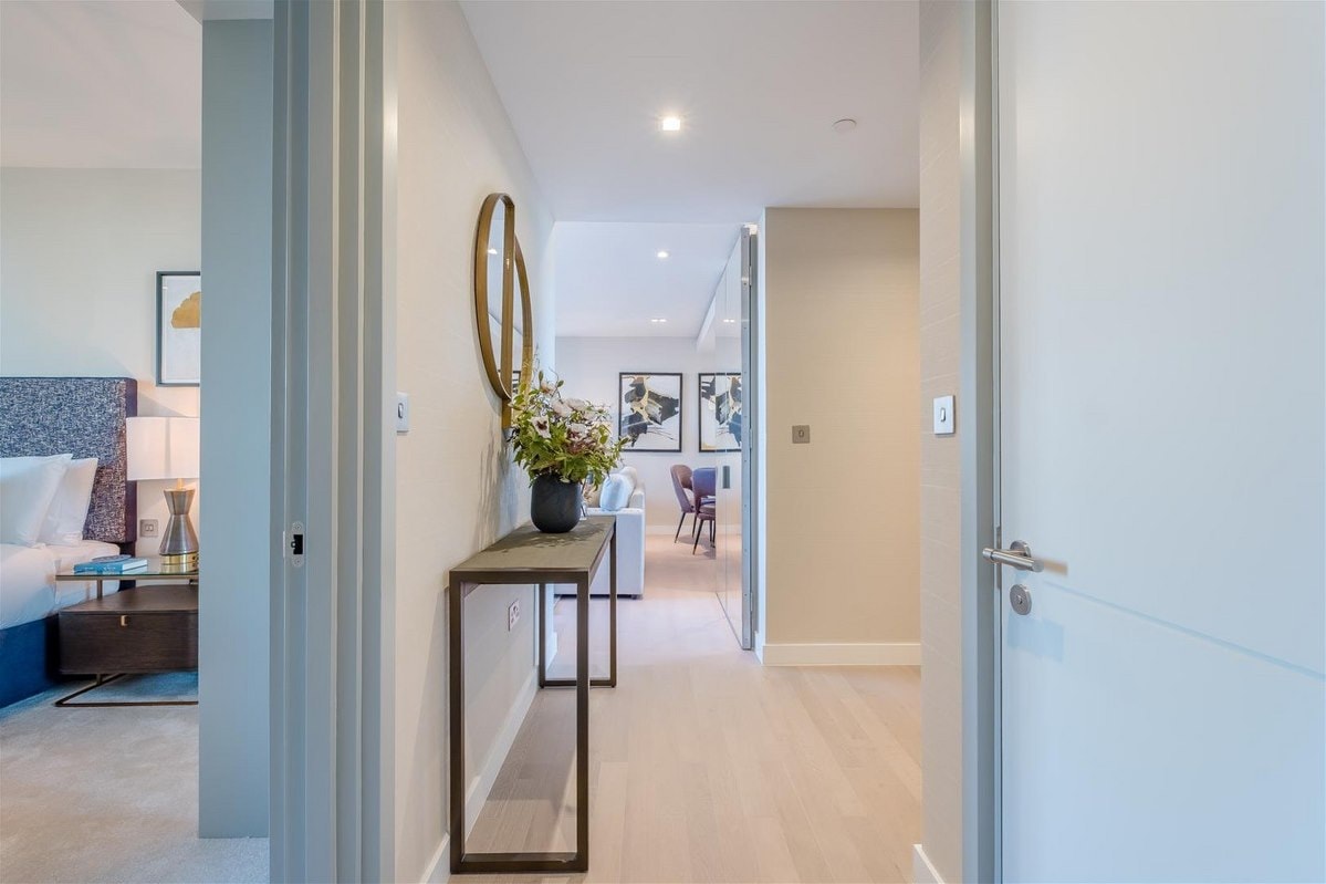 Stylish 1-Bed Flat, Zone 1 Amazing Facilities, Chain Free — photo 6