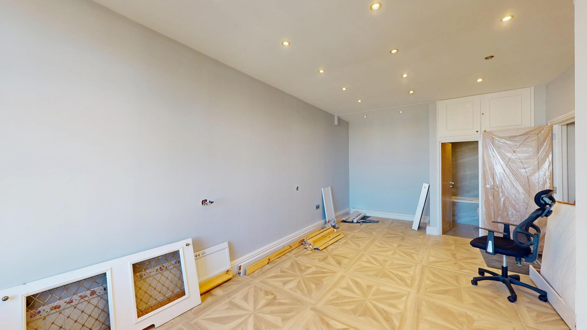 Luxury 2-Bed Flat, 3 bathrooms, Clive Court, Little Venice W9 — photo 8