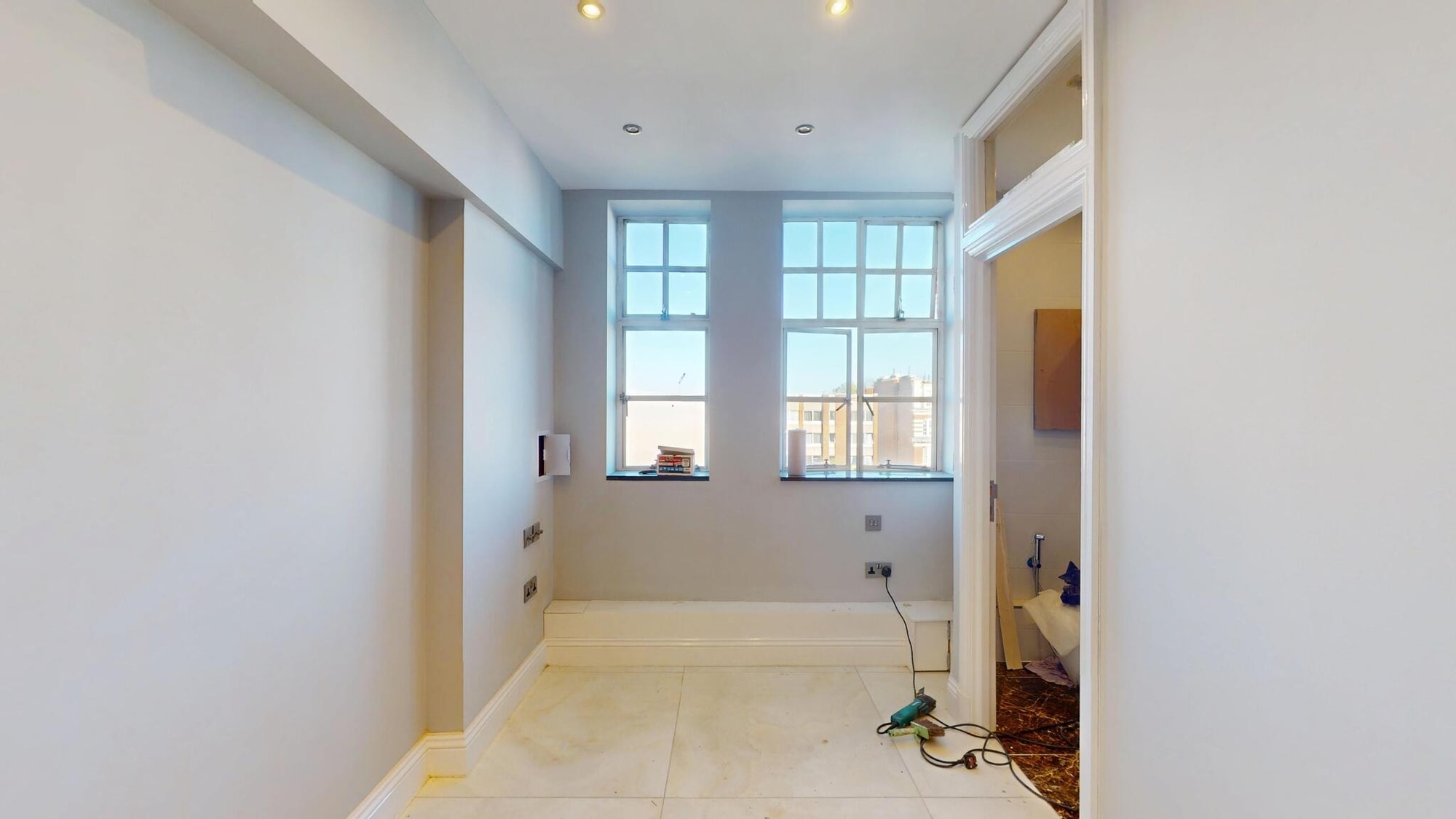 Luxury 2-Bed Flat, 3 bathrooms, Clive Court, Little Venice W9 — photo 15