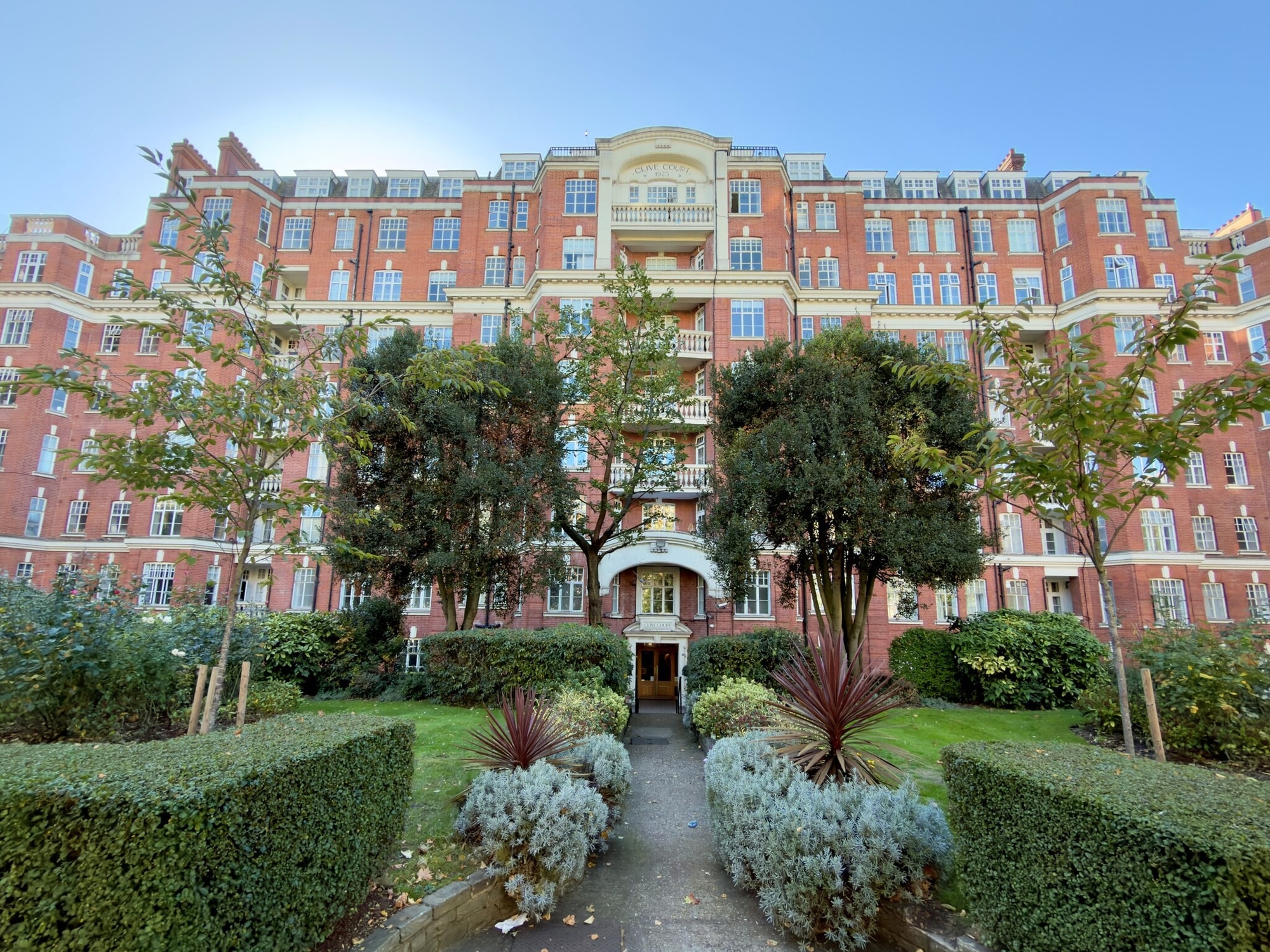 Luxury 2-Bed Flat, 3 bathrooms, Clive Court, Little Venice W9 — photo 18