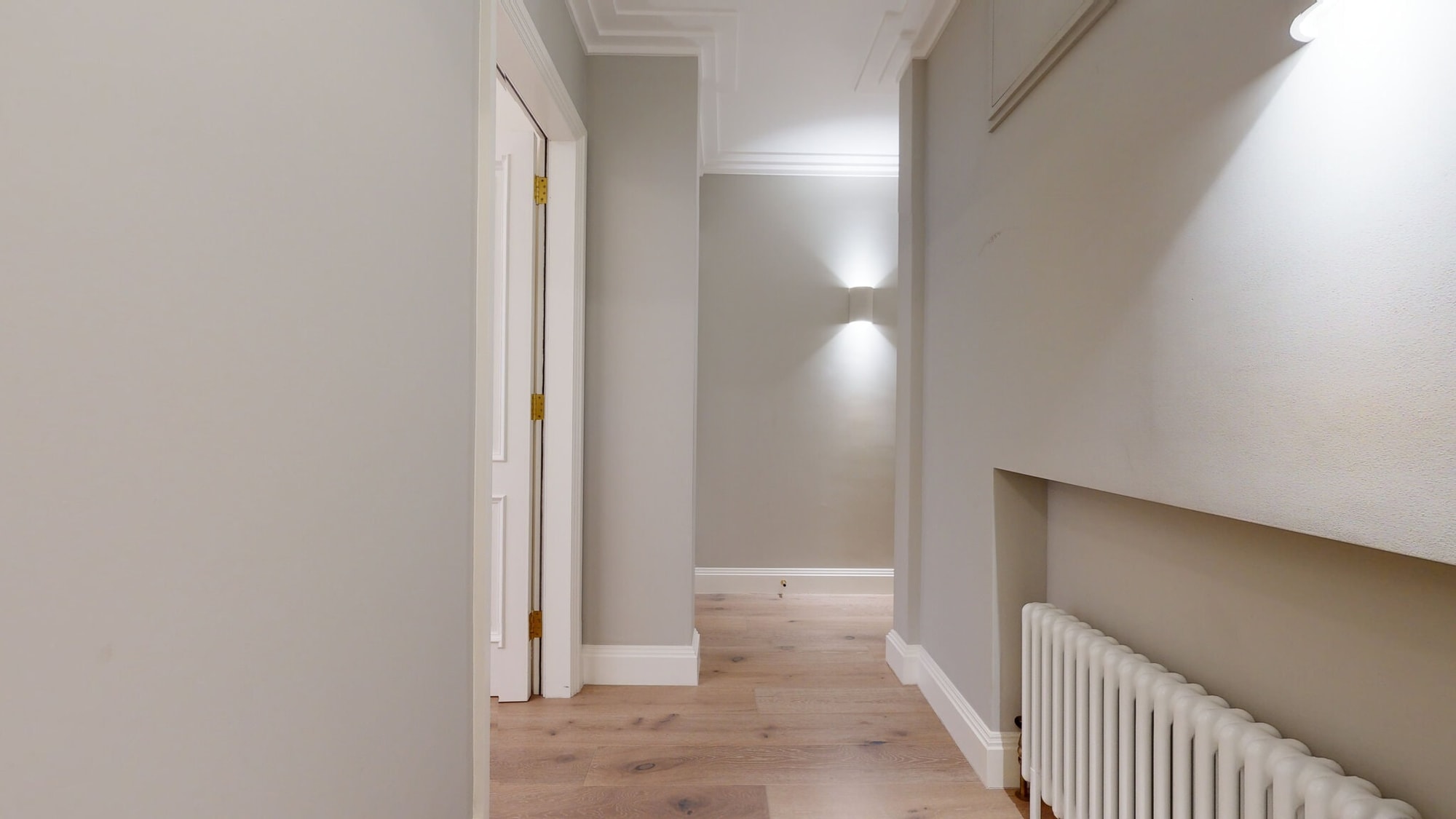 Gorgeous and spacious 2 bed detached house modern design NW6 — photo 15