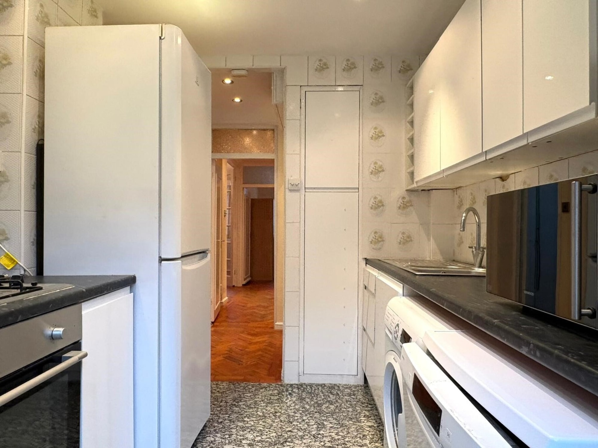 2 Bed Flat, Townshend Court, NW8, Prime Location — photo 12