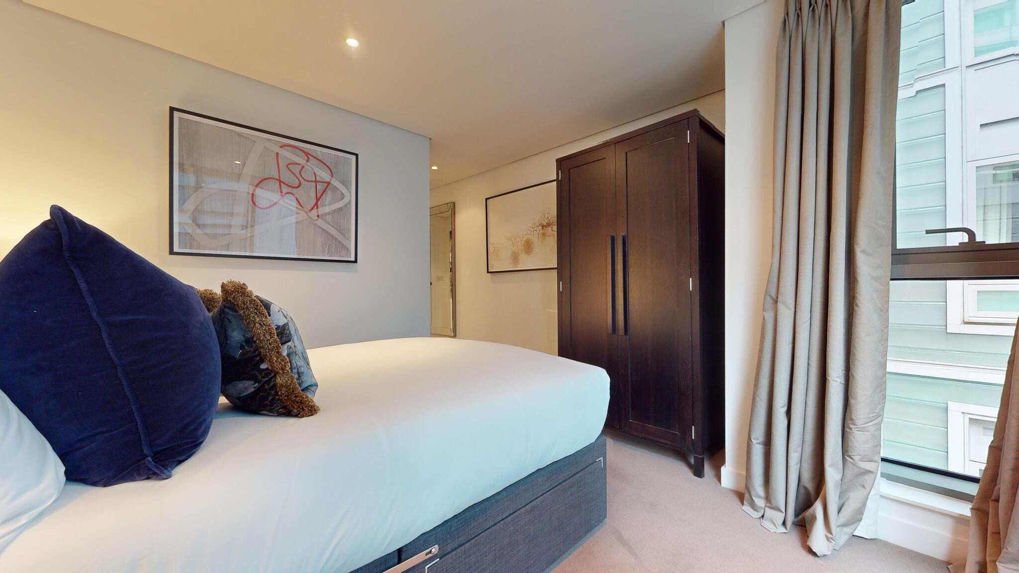 Stylish 3-Bedroom Apartment in Paddington Basin, W2 beautifully interior-designed and set within a sought-after modern development — photo 12