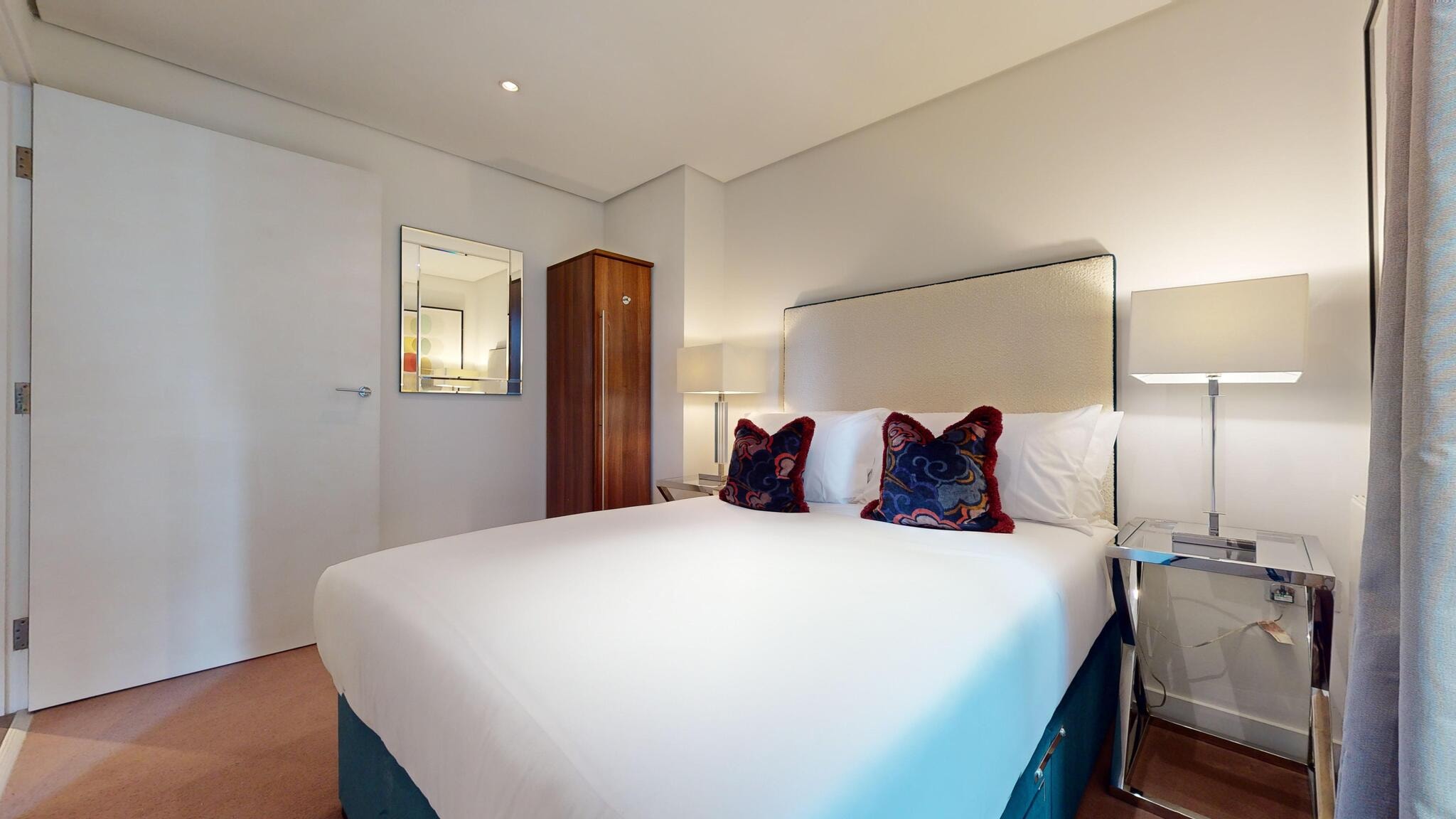 Stylish 3-Bedroom Apartment in Paddington Basin, W2 beautifully interior-designed and set within a sought-after modern development — photo 14