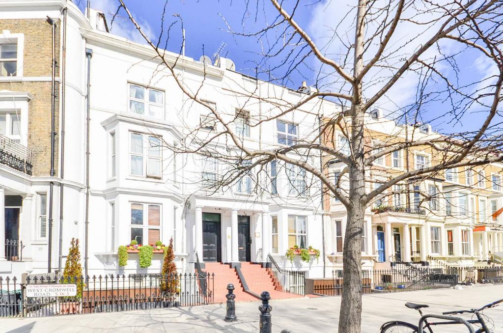 Fully Furnished Studio – Central London (Zone 1–2) — photo 5